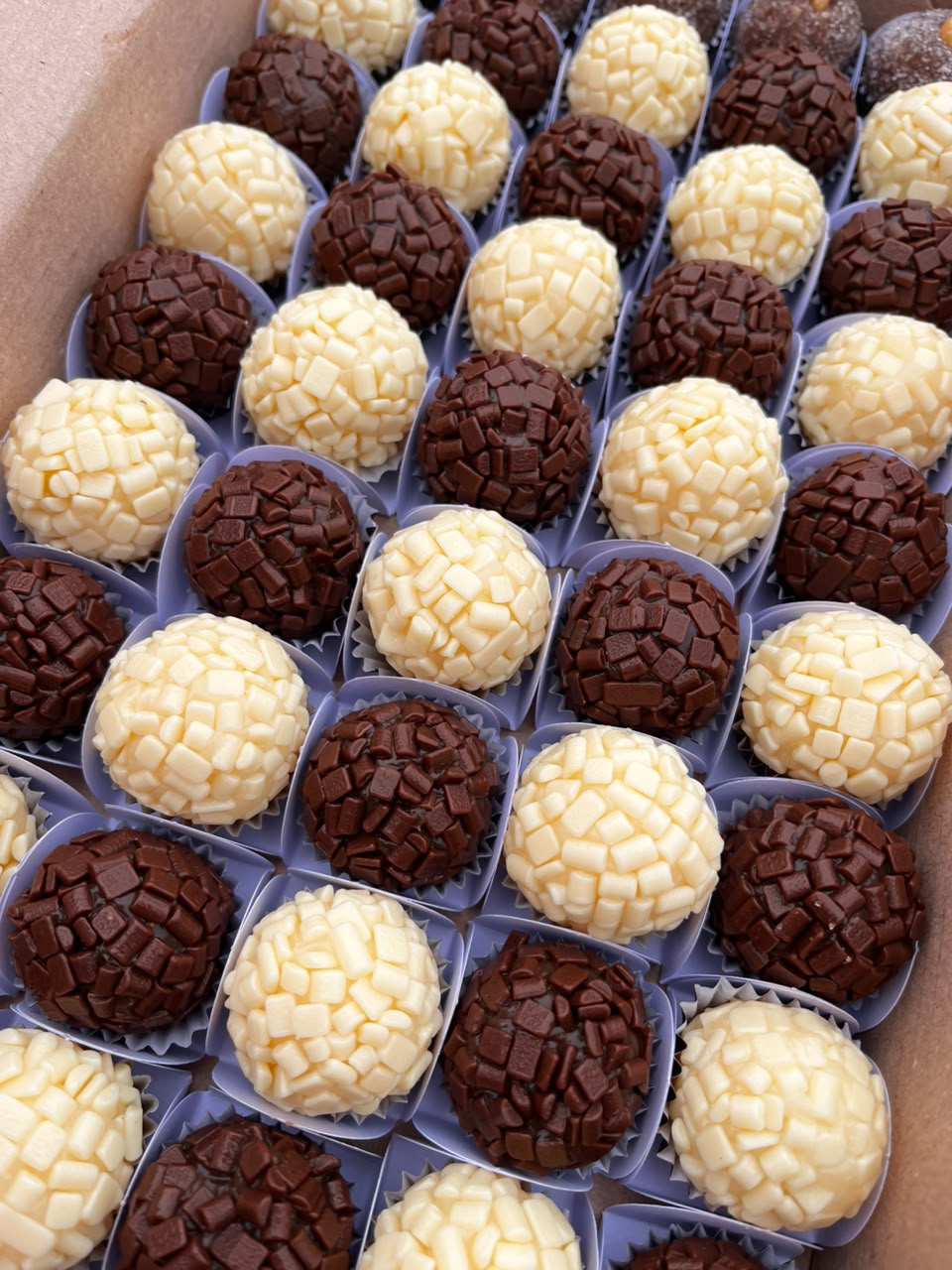 Doces enrolados — Gourmet — Brigadeiro belga ao leite